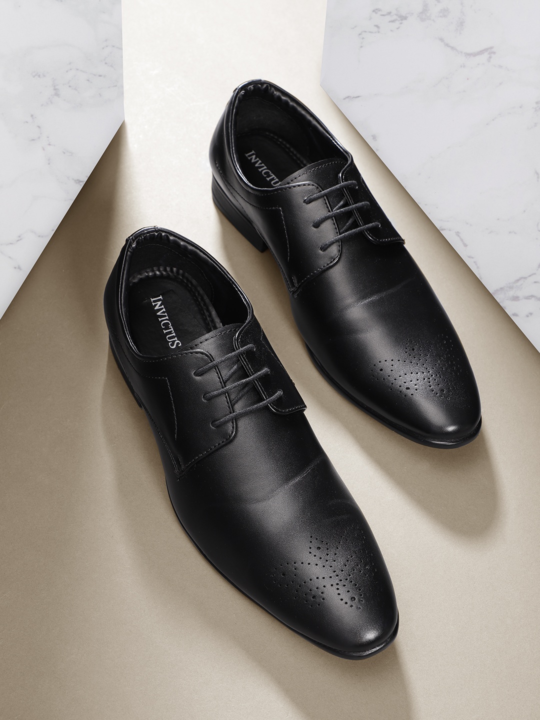 

INVICTUS Men Black Formal Derbys