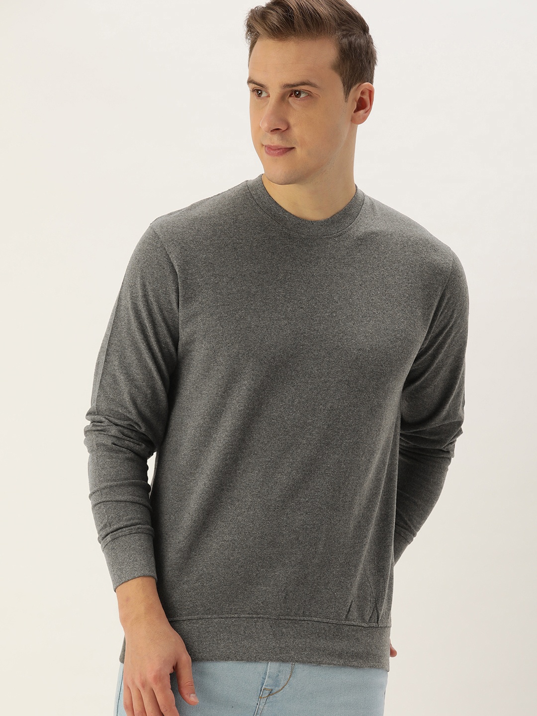 

ARISE Men Grey Sweatshirt