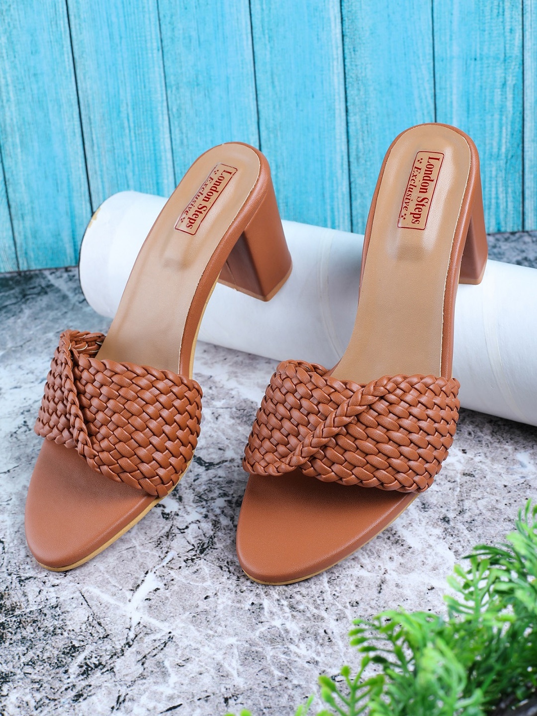 

LONDON STEPS Tan Woven Designed Block Open Toe Sandals
