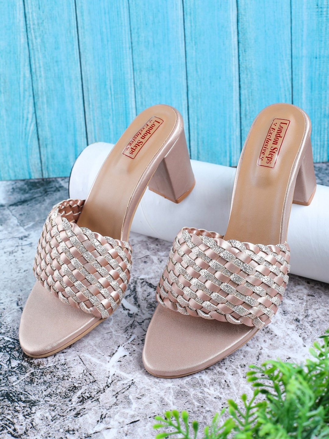 

LONDON STEPS Beige Wedge Mules