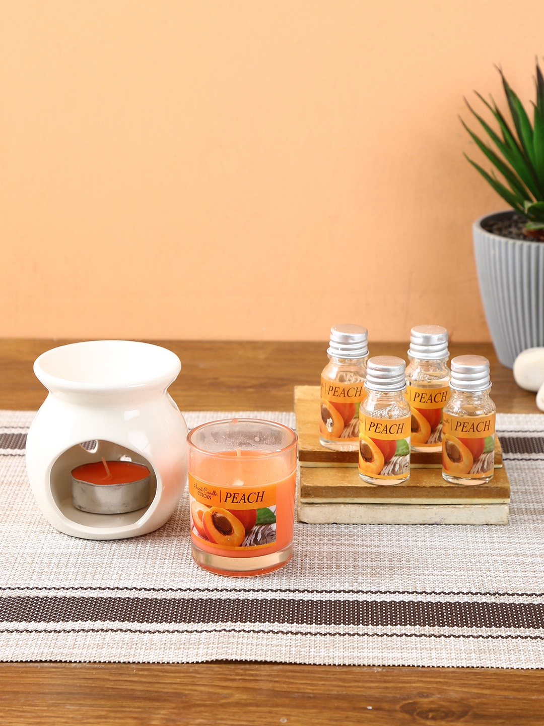 

Aapno Rajasthan Unique Tealight Holder, White