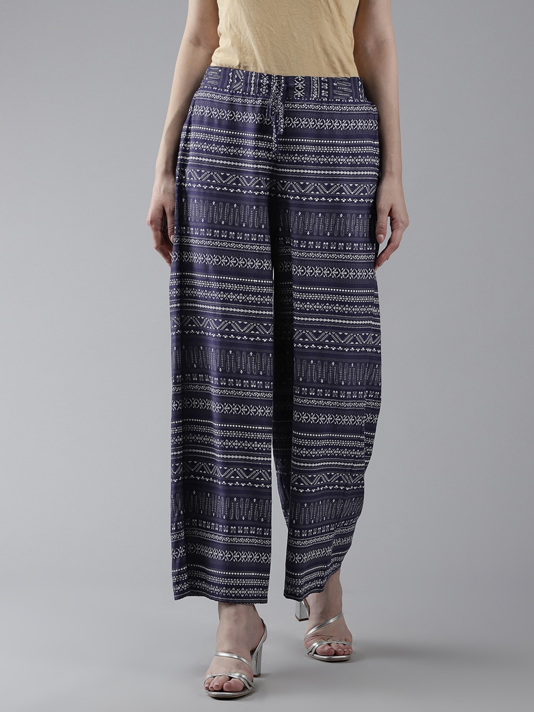 

W Women Navy Blue & White Ethnic Motifs Printed Ethnic Palazzos