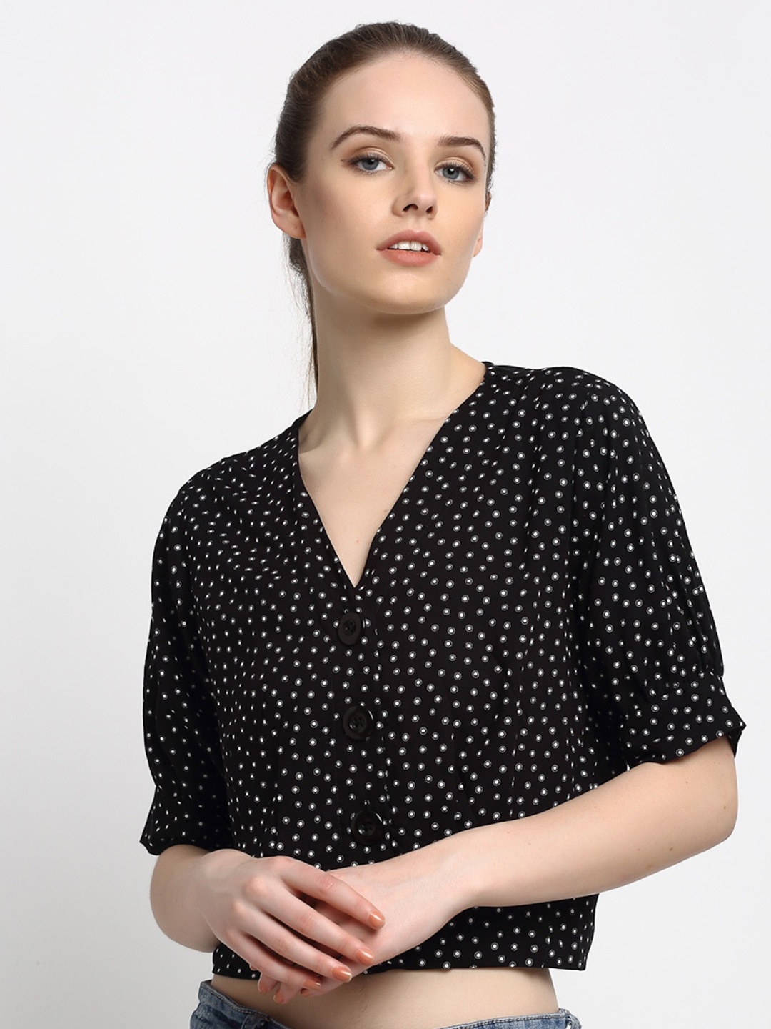 

Just Wow Black & White Geometric Regular Crop Top