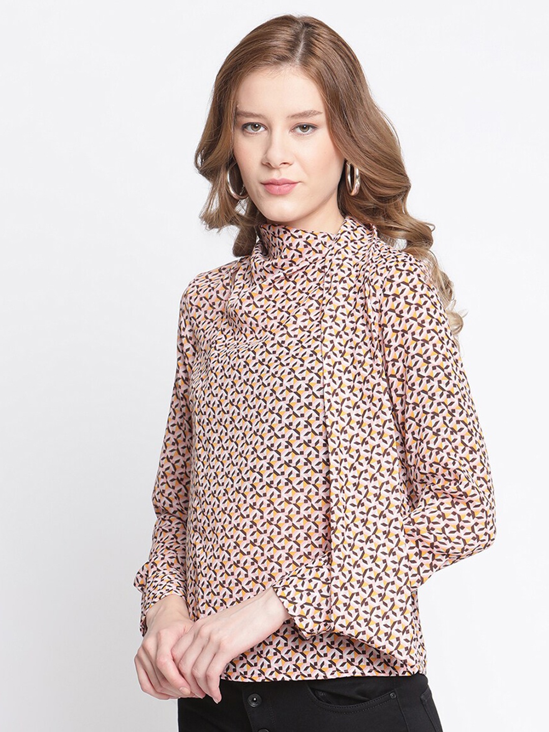 

Madame Peach-Coloured Geometric Regular Top