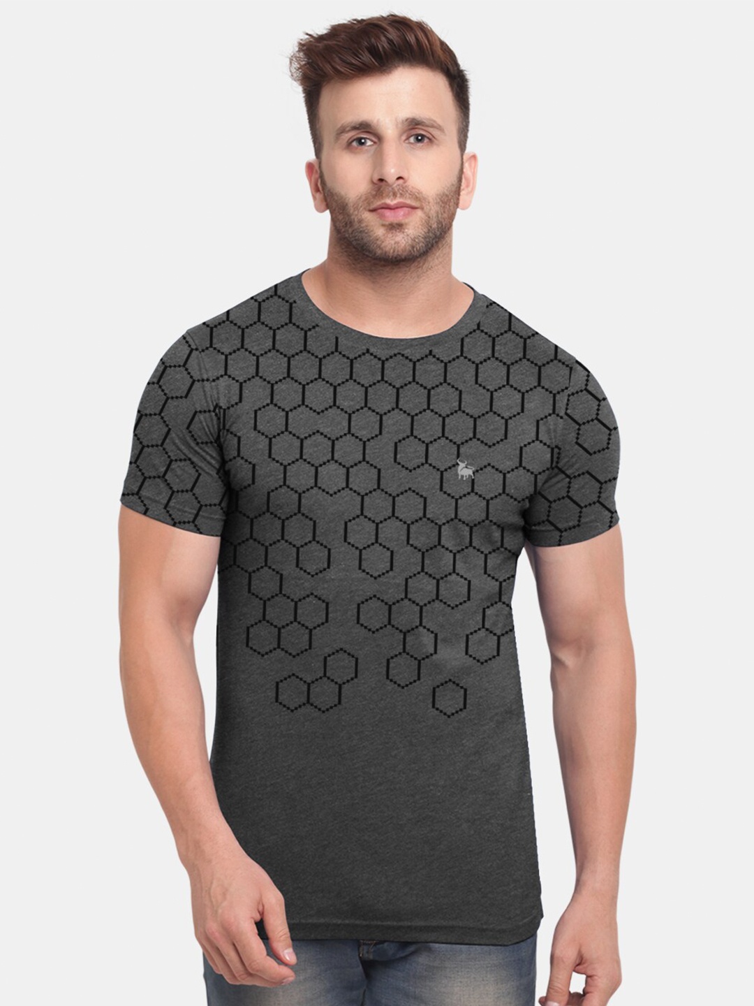 

BULLMER Men Charcoal & Black Printed Regular Fit Round Neck T-shirt