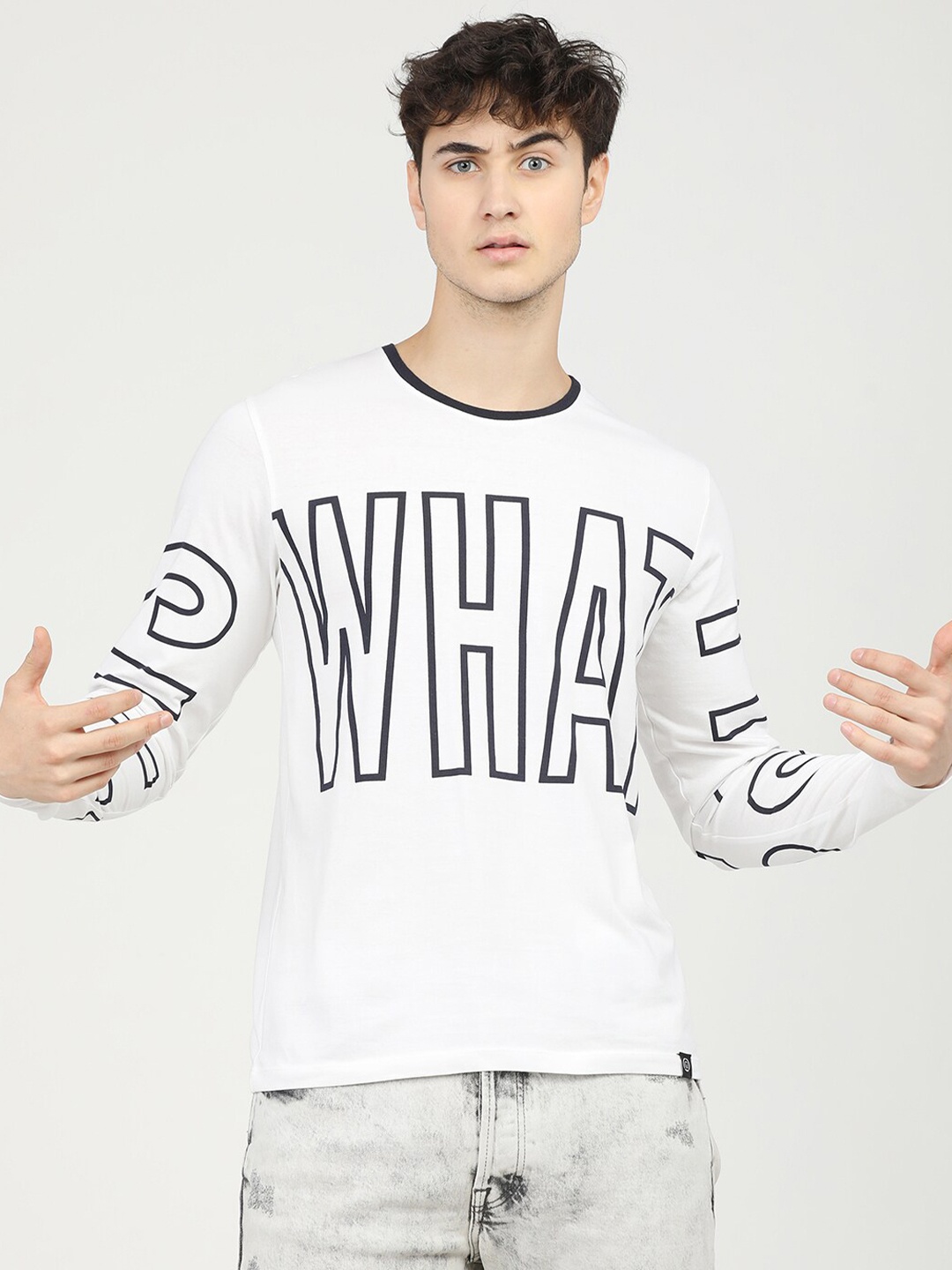 

LOCOMOTIVE Men White & Blue Typography Printed Slim Fit T-shirt