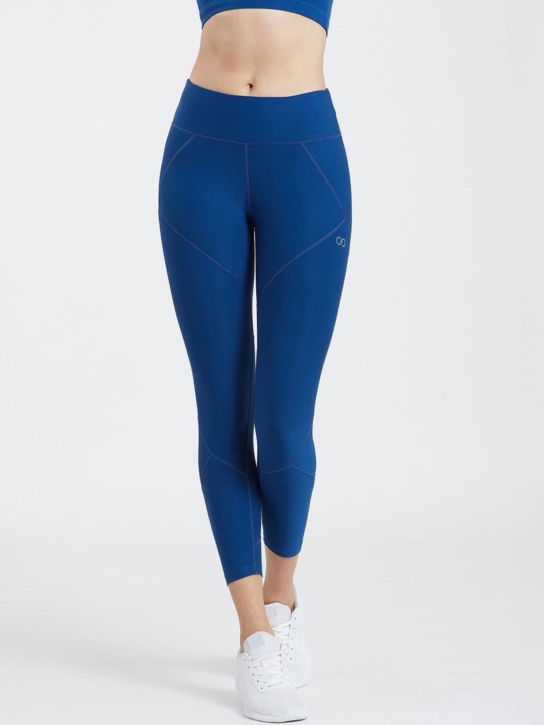 

CREEZ Women Blue Solid Anti-Microbial Leggings