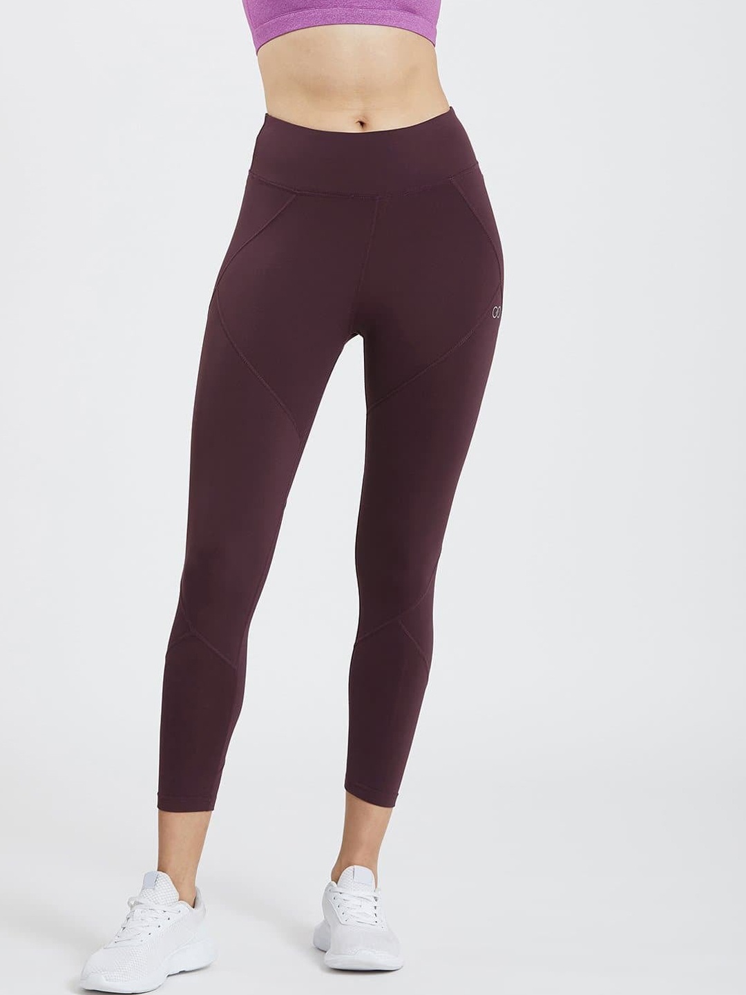 

CREEZ Women Burgundy Solid Anti-Microbial Leggings