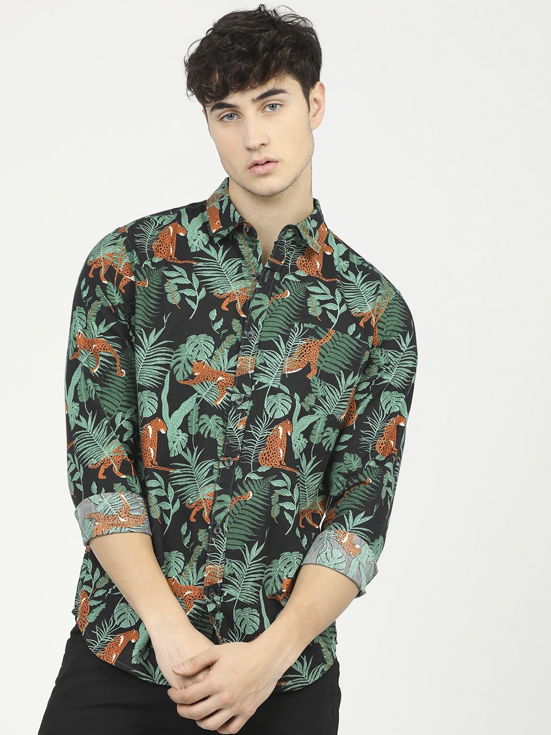 

HIGHLANDER Men Green Slim Fit Floral Opaque Printed Casual Cotton Shirt