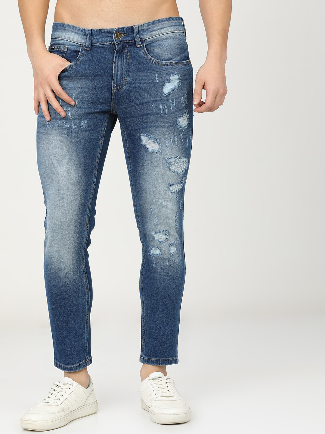 

HIGHLANDER Men Blue Tapered Fit Mildly Distressed Heavy Fade Stretchable Jeans
