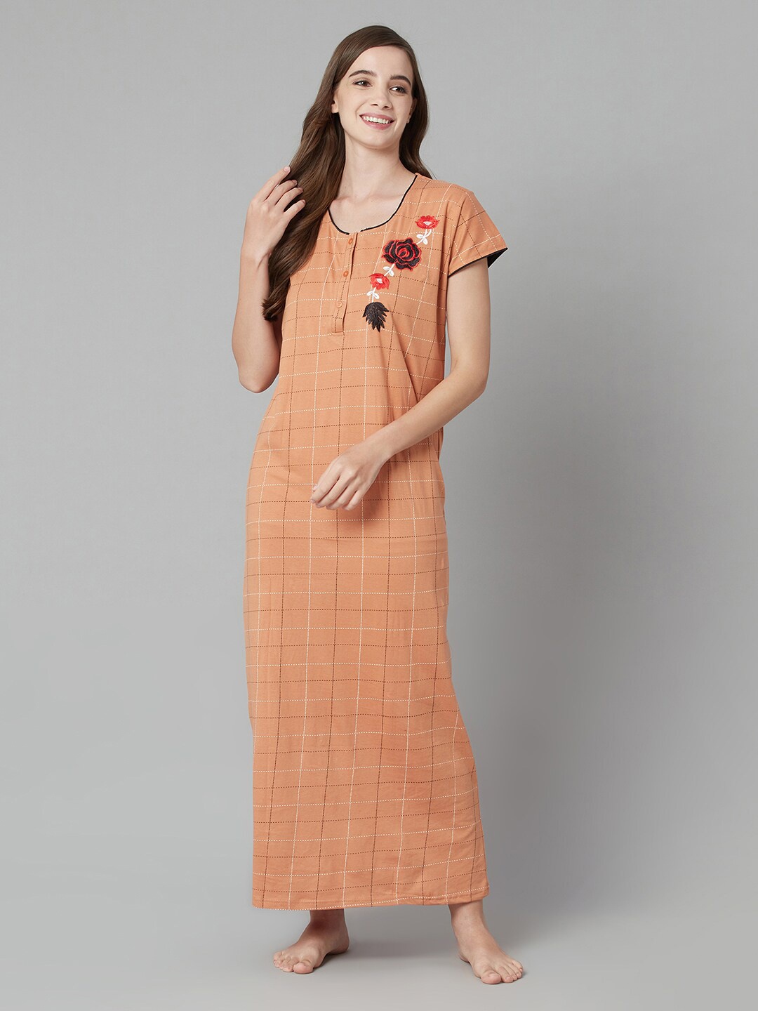 

TRUNDZ Beige Embroidered Maxi Organic Cotton Nightdress
