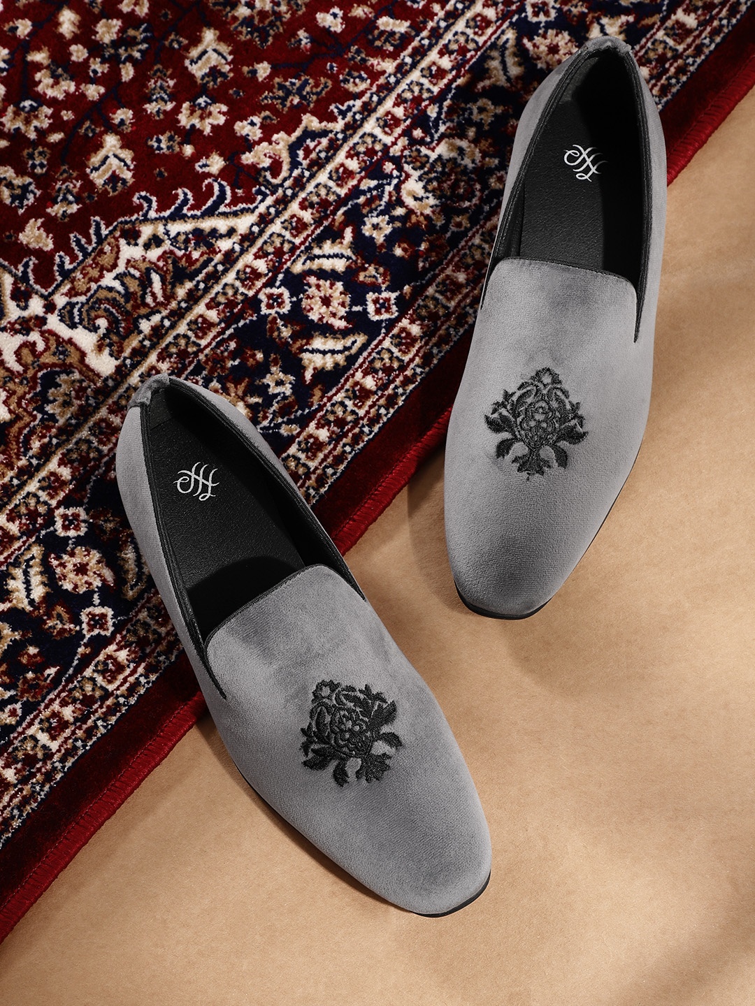 

House of Pataudi Men Grey Slip-On Sneakers with Embroidered Detail