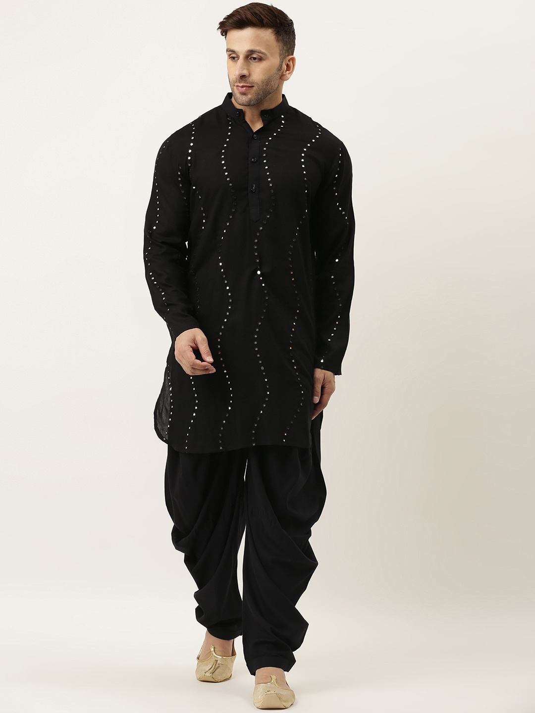 

Hangup Men Black Embroidered Regular Mirror Work Kurta with Dhoti Pants