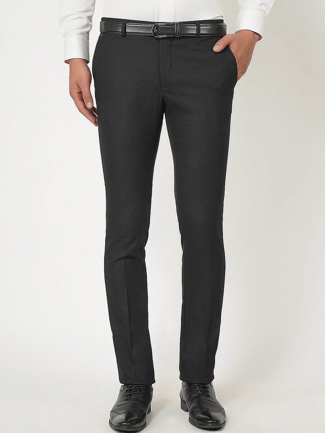 

Blackberrys Men Black Solid Skinny Fit Formal Trousers