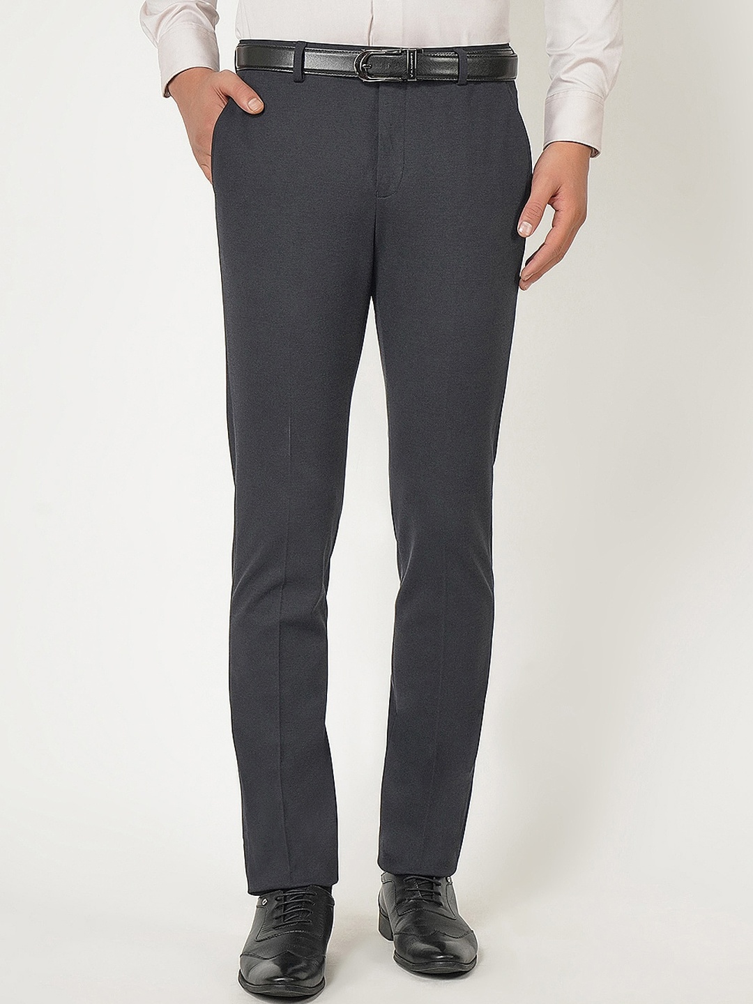 

Blackberrys Men Grey Solid Formal Trousers