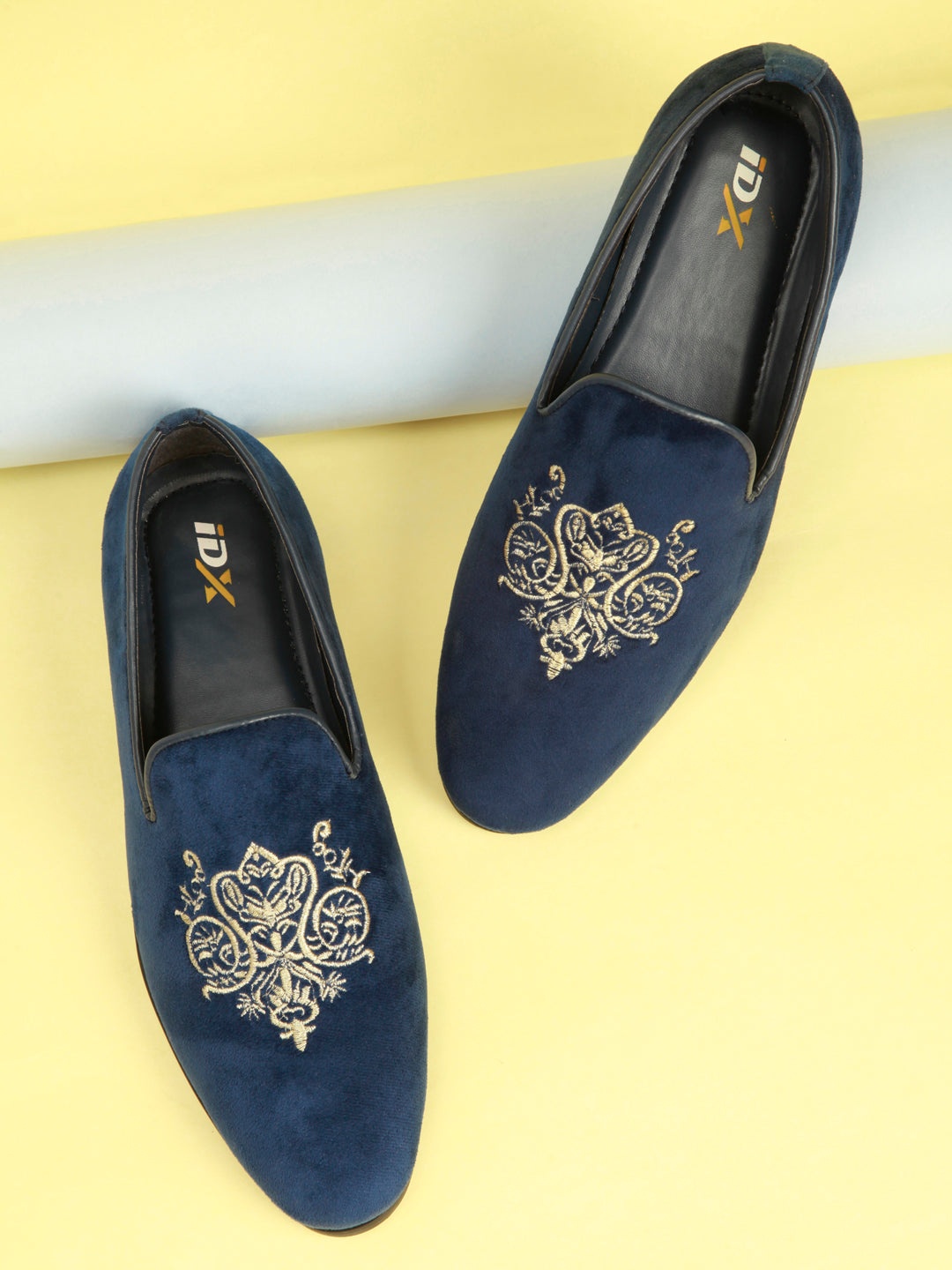 

ID Men Blue & White Embroidered Leather Loafers