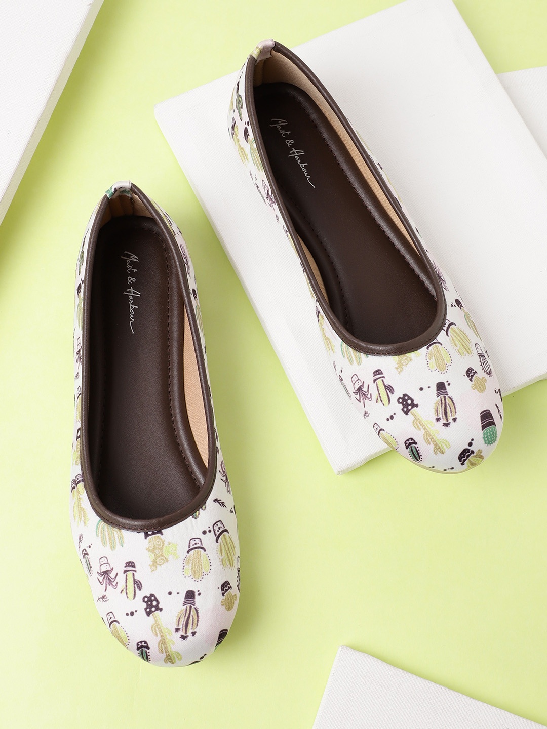 

Mast & Harbour Women White & Brown Printed Ballerinas Flats