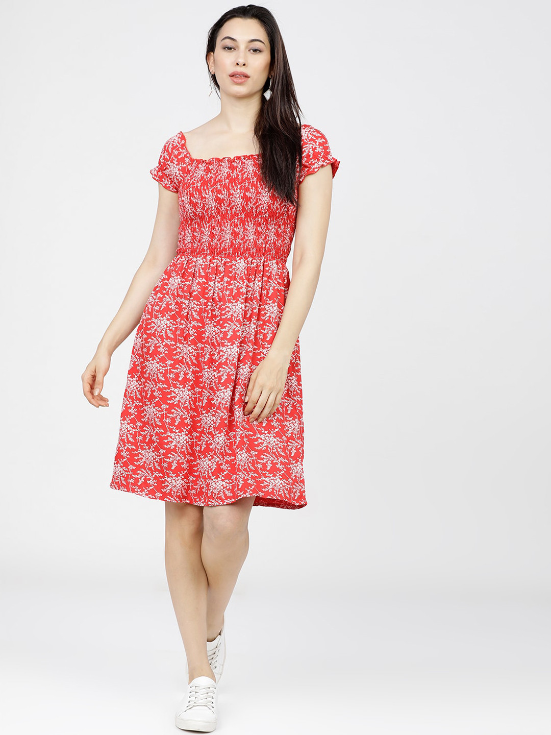 

Tokyo Talkies Red Floral Dress