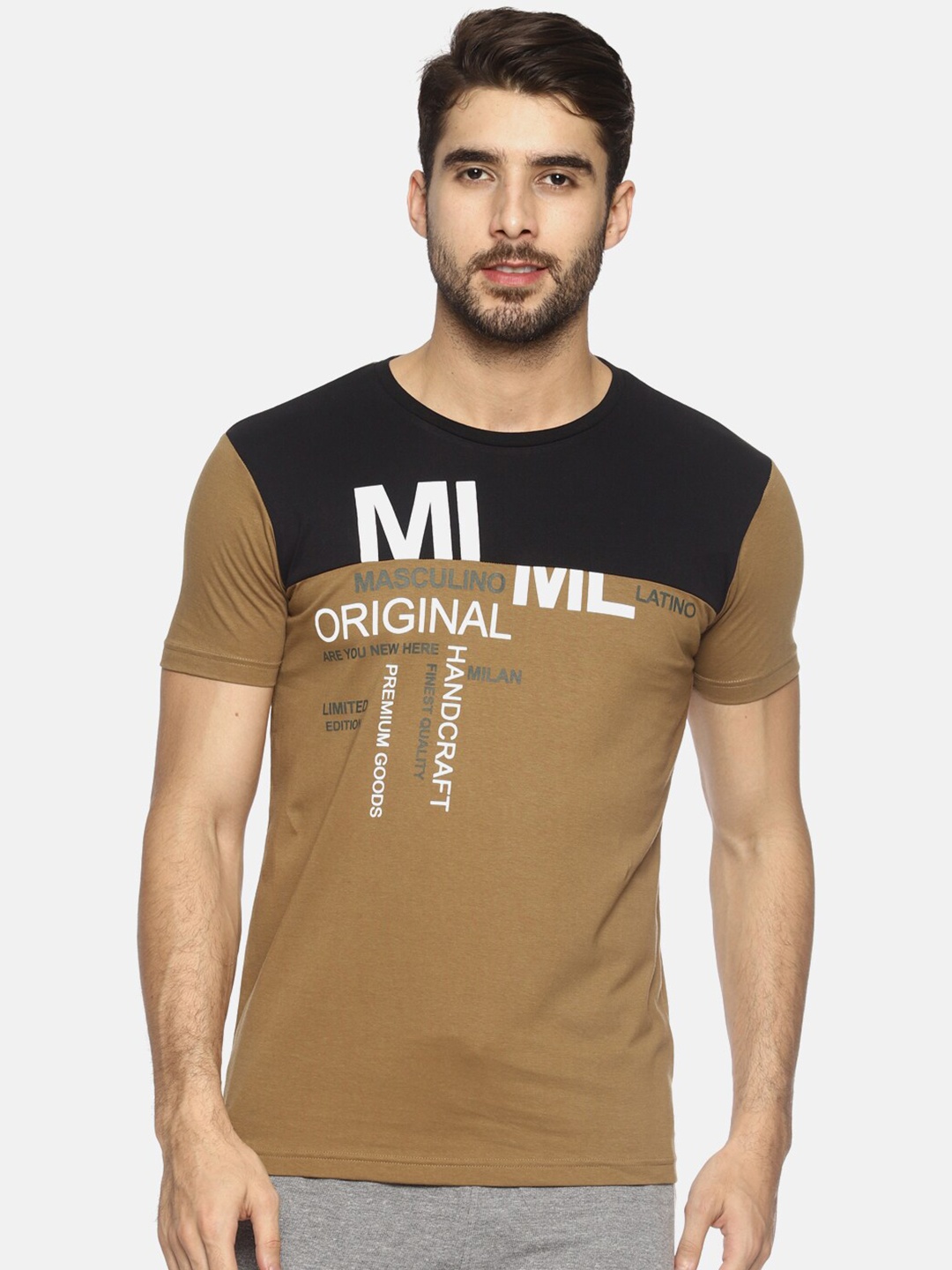 

Masculino Latino Men Khaki Brown & Black Typography Printed T-shirt