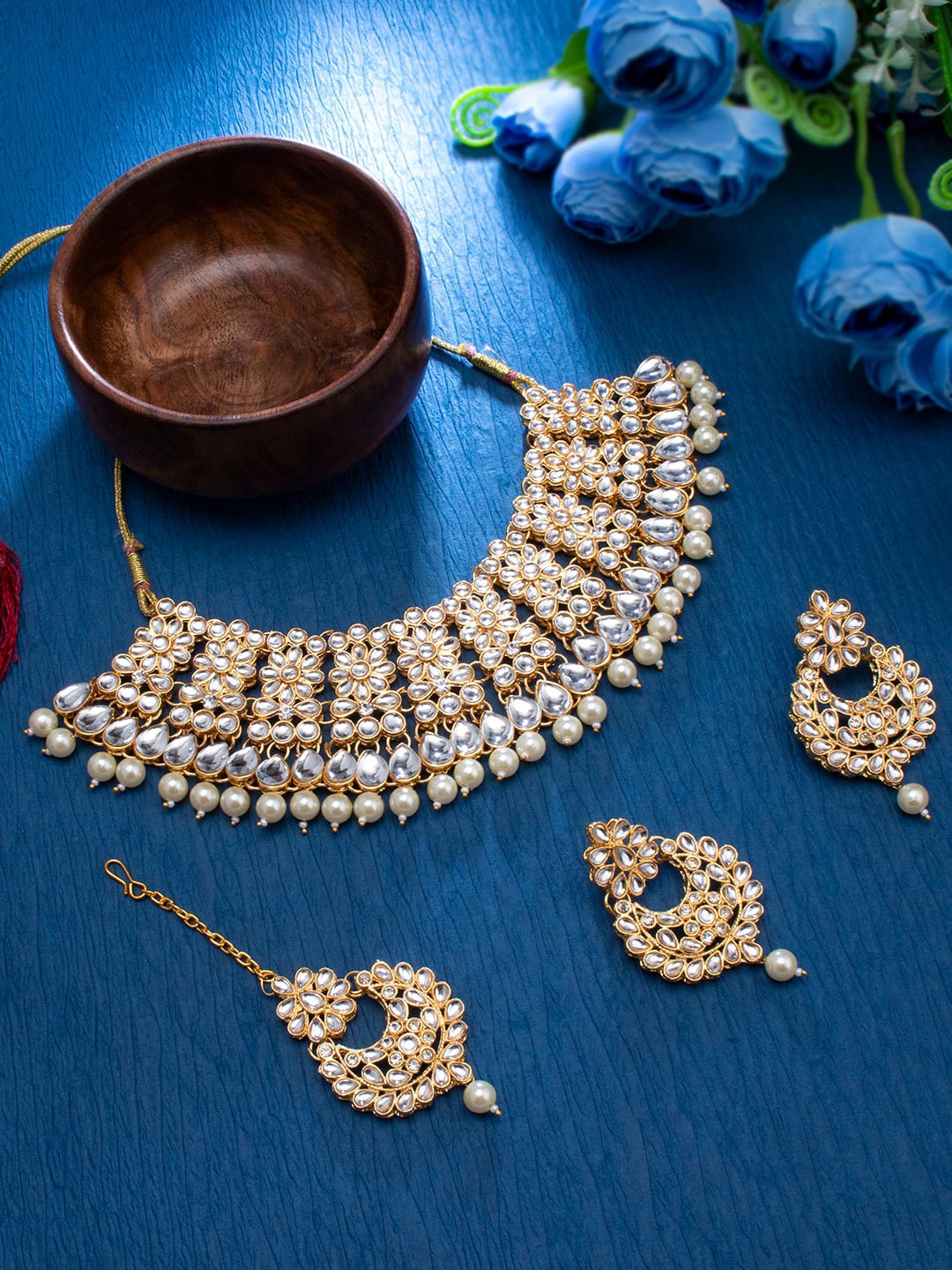 

Sukkhi Gold-Plated & White Stone-Studded & Pearl Beaded Jewellery Set