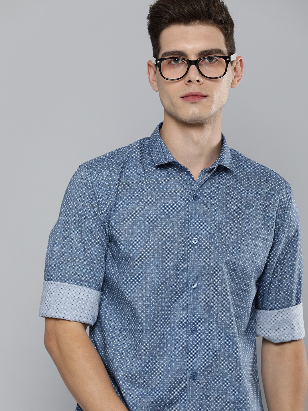 

Mast & Harbour Men Blue Printed Pure Cotton Slim Fit Casual Shirt