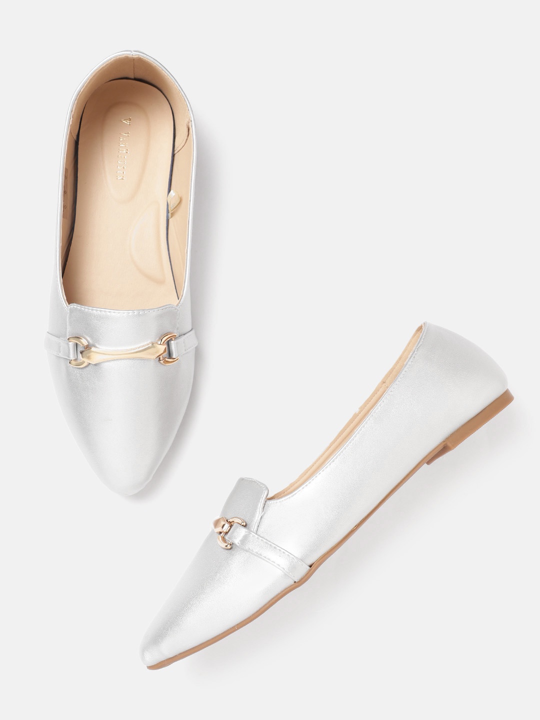 

Van Heusen Woman Silver-Toned Ballerinas Flats