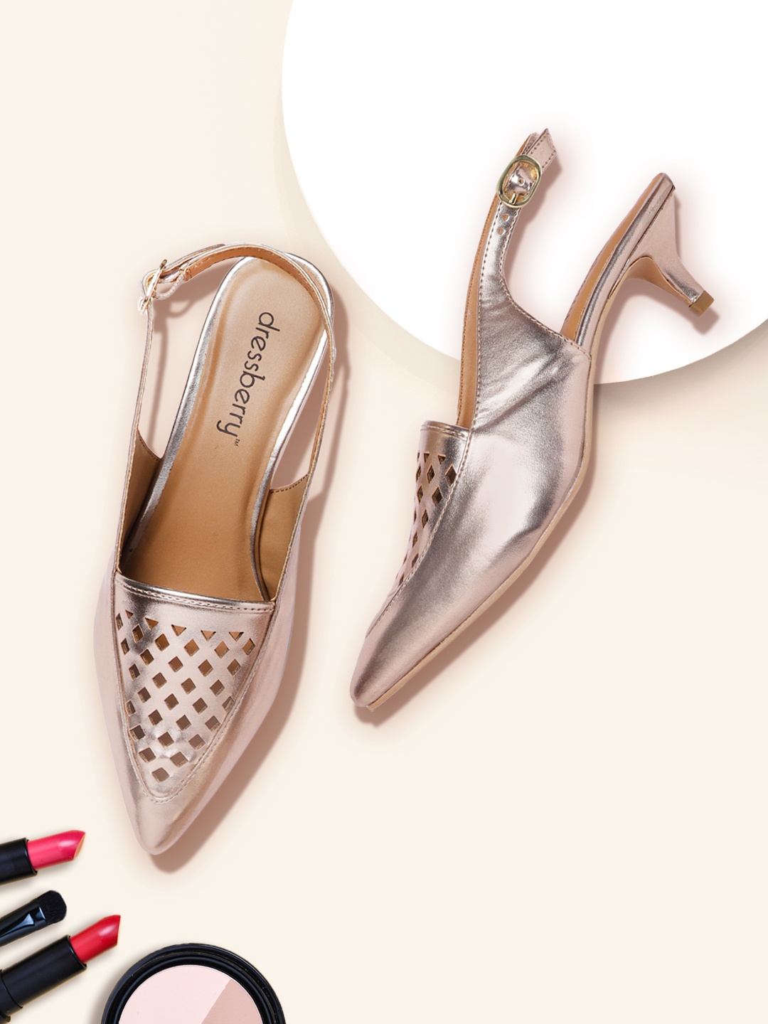 

DressBerry Gold-Toned Pumps with Laser Cuts