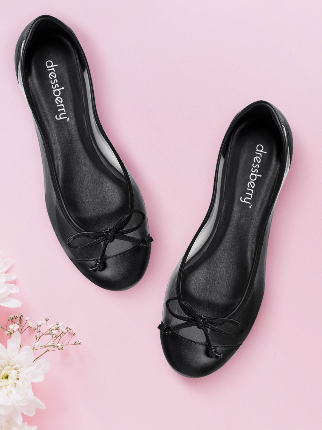 

DressBerry Women Black Solid Ballerinas with Bows