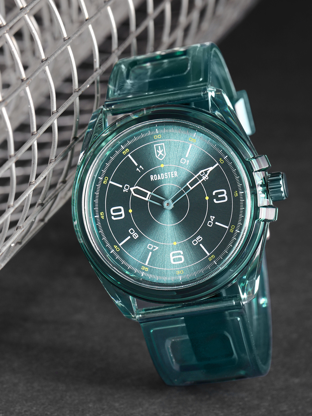 

The Roadster Lifestyle Co Men Green Dial Analogue Watch MFB-PN-DK-DK2885