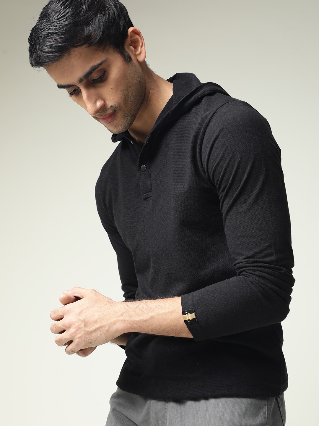 

RARE RABBIT Men Hood Solid Slim Fit Hooded T-Shirt, Black