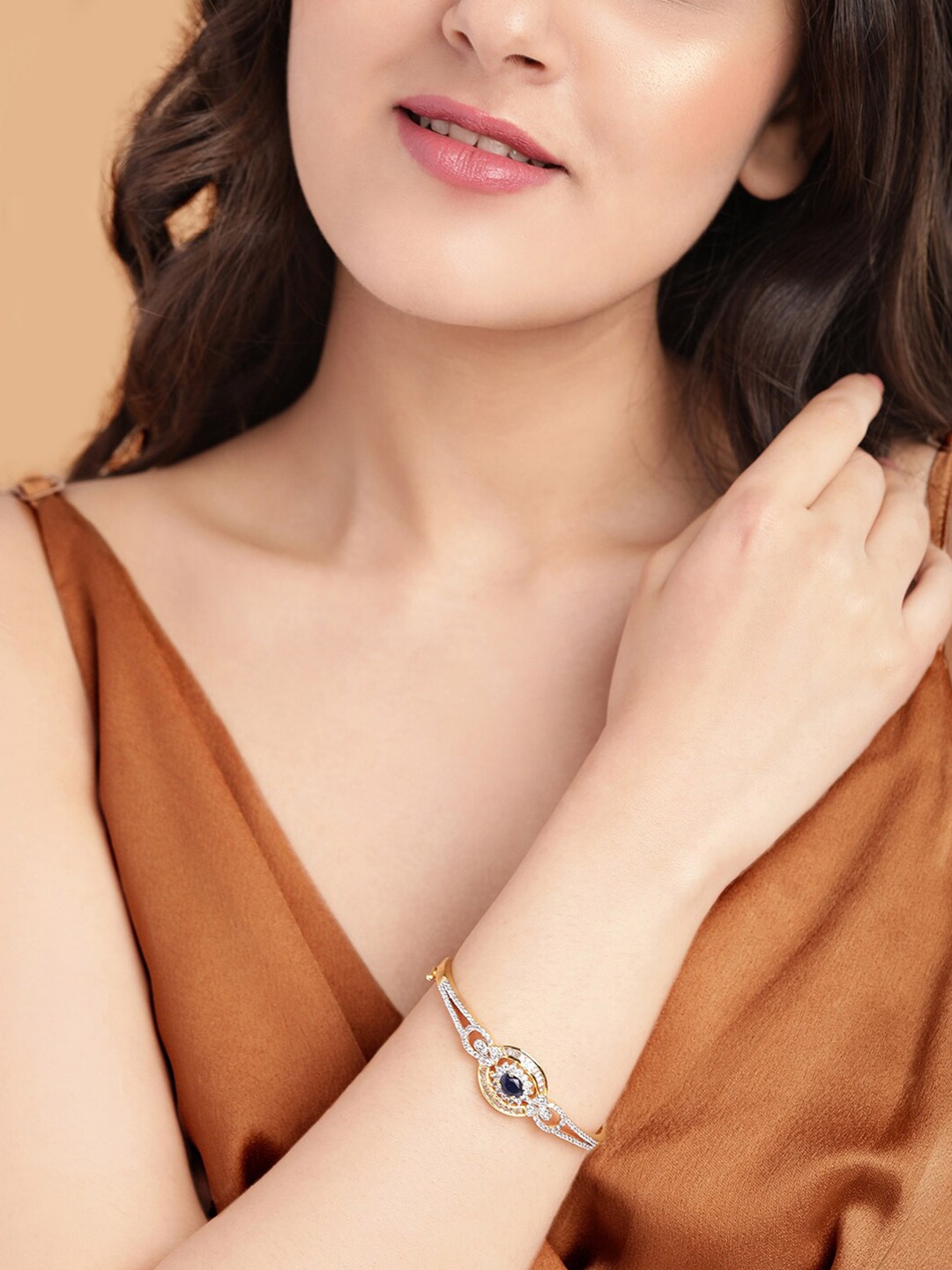 

Rubans Women Gold-Toned & Blue Handcrafted Gold-Plated Bangle-Style Bracelet
