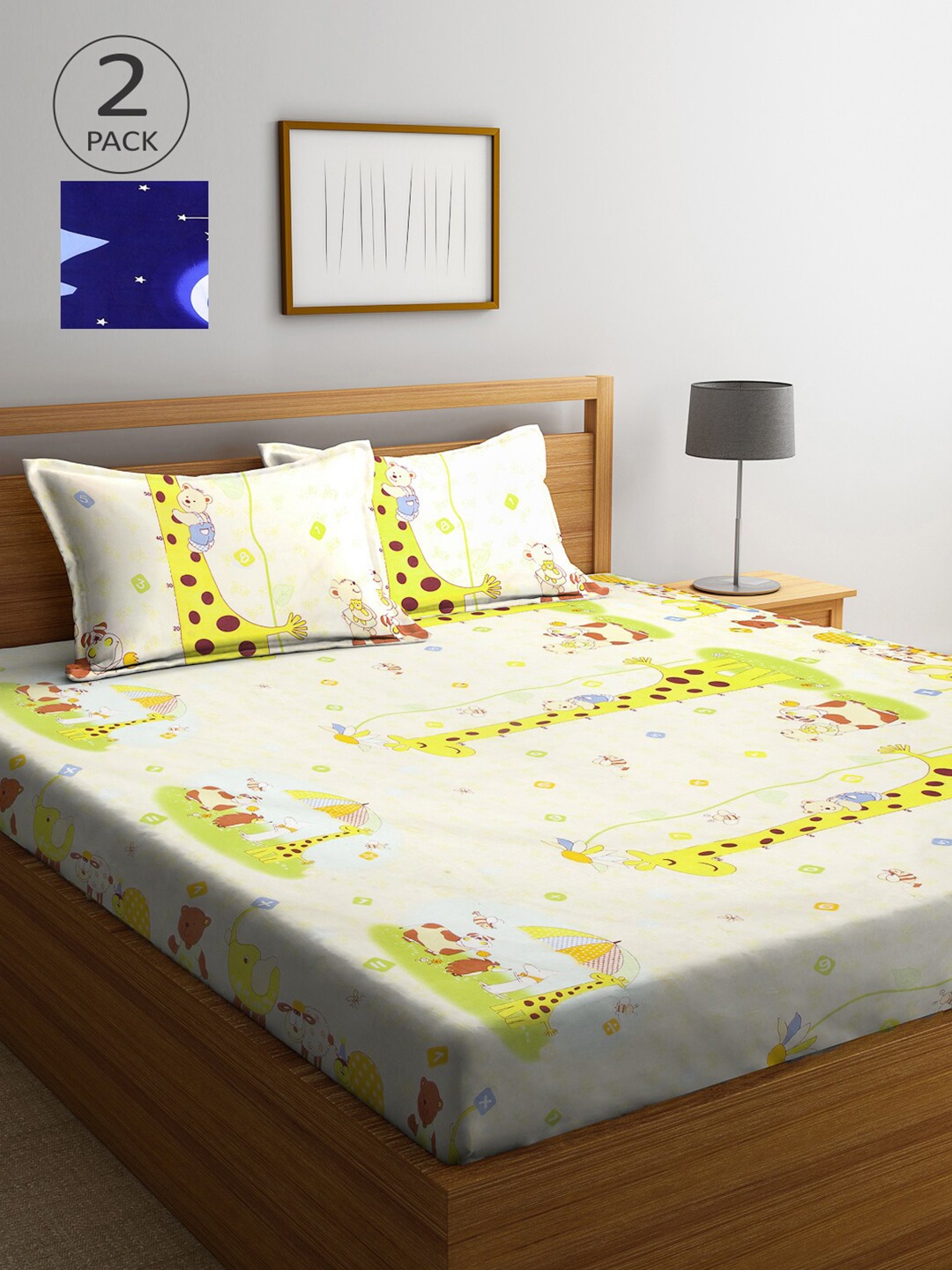 

Arrabi Off White & Navy Blue Graphic 300 TC 2 King Bedsheets with 4 Pillow Covers