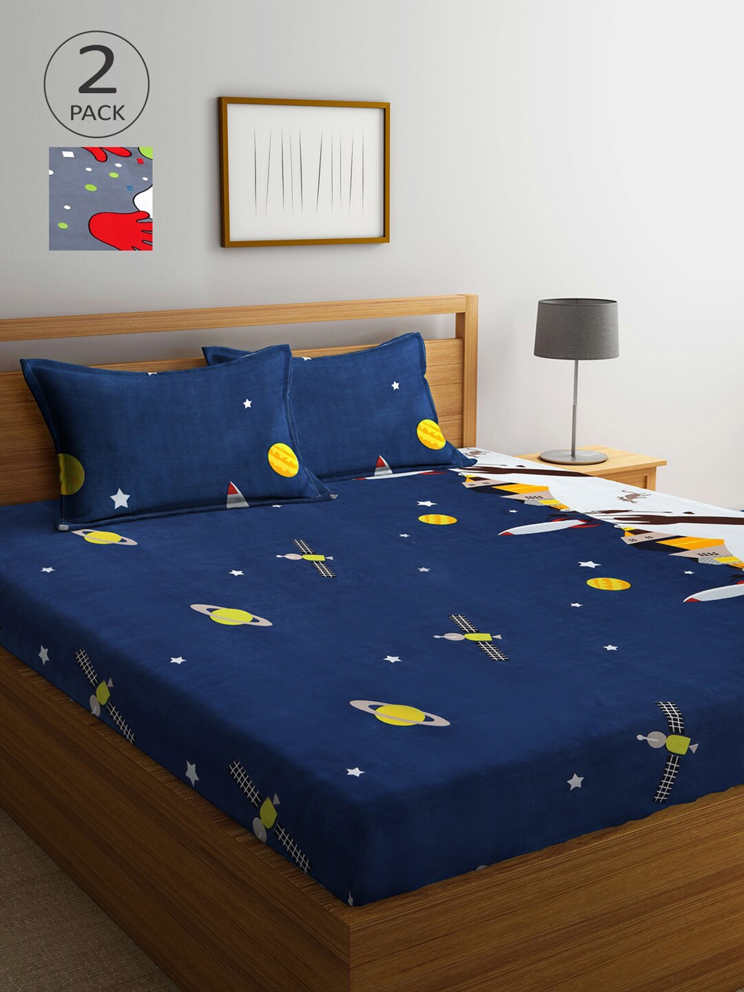 

Arrabi Set Of 2 Blue & Grey Melange Graphic 300 TC King Bedsheet With 4 Pillow Covers