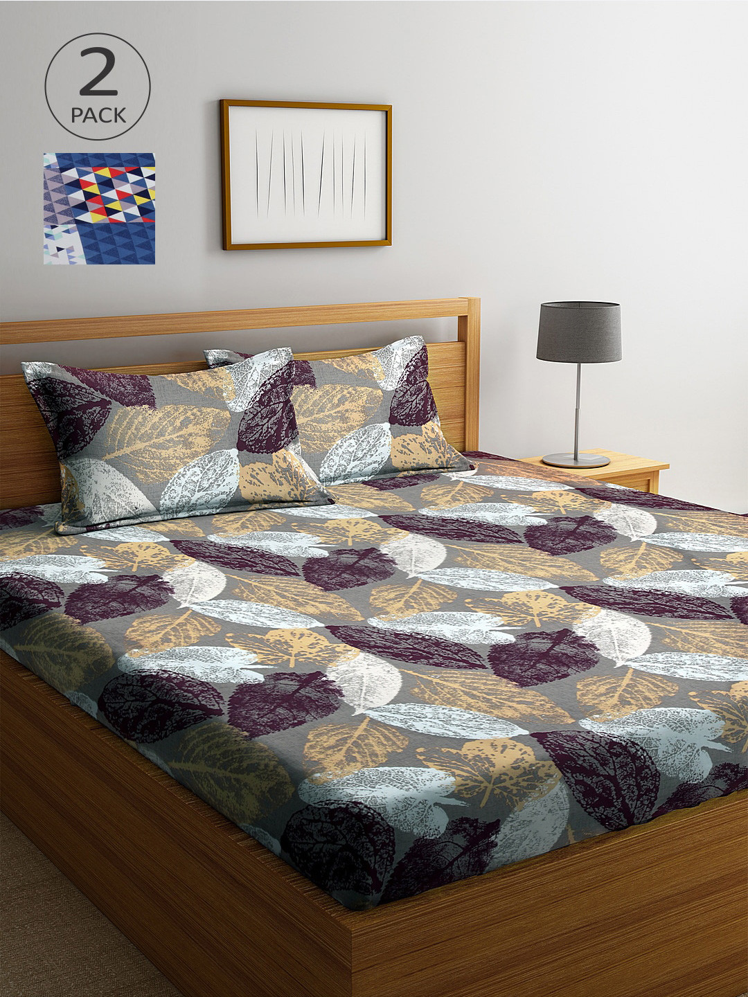 

Arrabi Grey & White Graphic 300 TC 2 King Bedsheets with 4 Pillow Covers