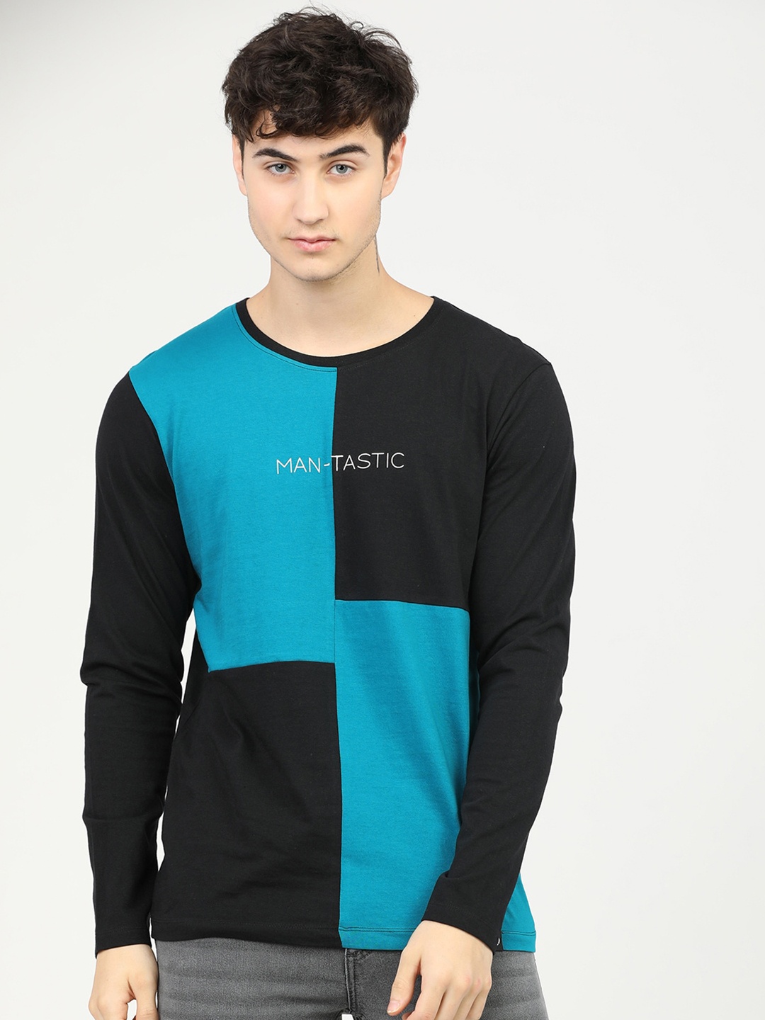 

LOCOMOTIVE Men Black Colourblocked Slim Fit T-shirt