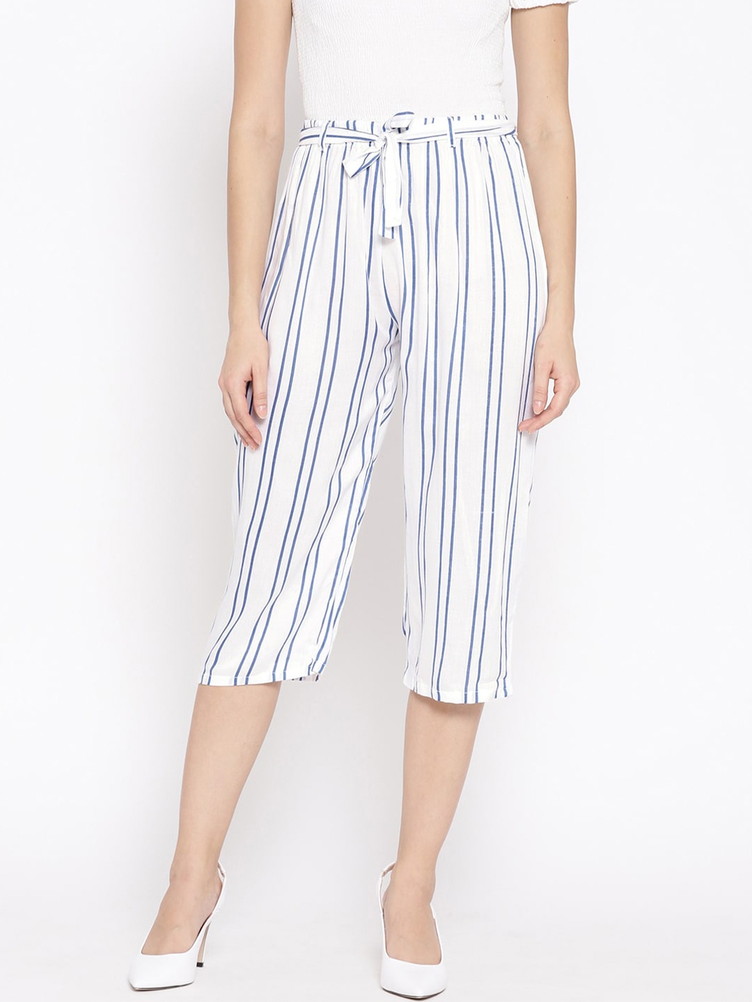 

Vastraa Fusion Women White & Blue Regular Fit Striped Culottes