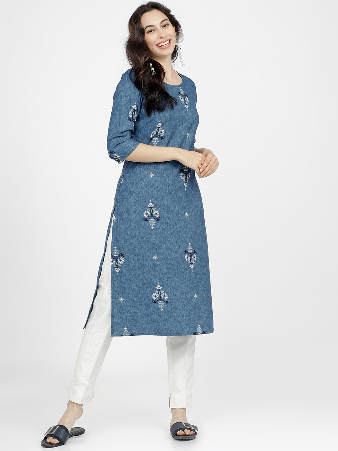 

KETCH Women Blue Ethnic Motifs Embroidered Thread Work Kurta