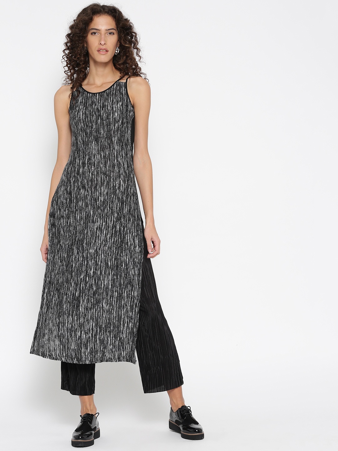 

AND Black & Grey Maxi Top