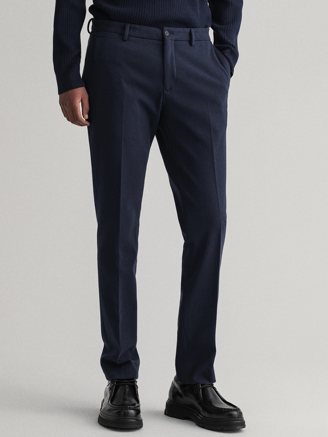 

GANT Men Blue Cotton Trousers