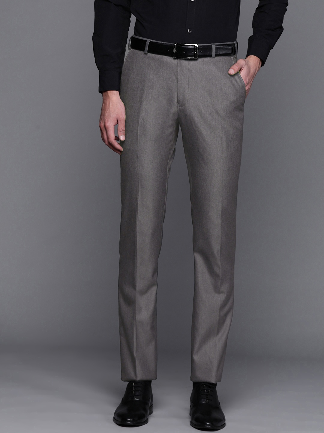 

Raymond Men Charcoal Grey Solid Slim Fit Formal Trousers
