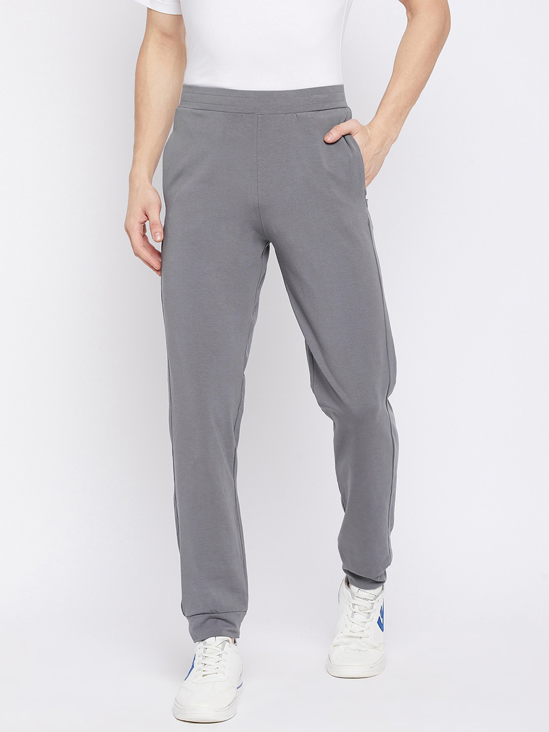 

Okane Men Grey Solid Cotton Joggers