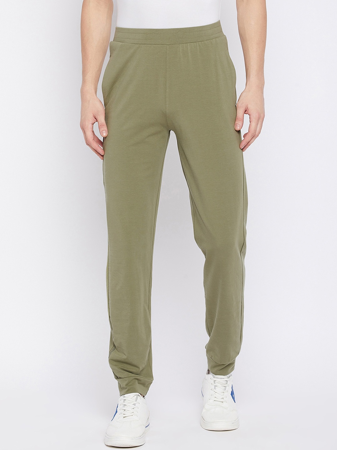 

Okane Men Olive-Green Solid Joggers