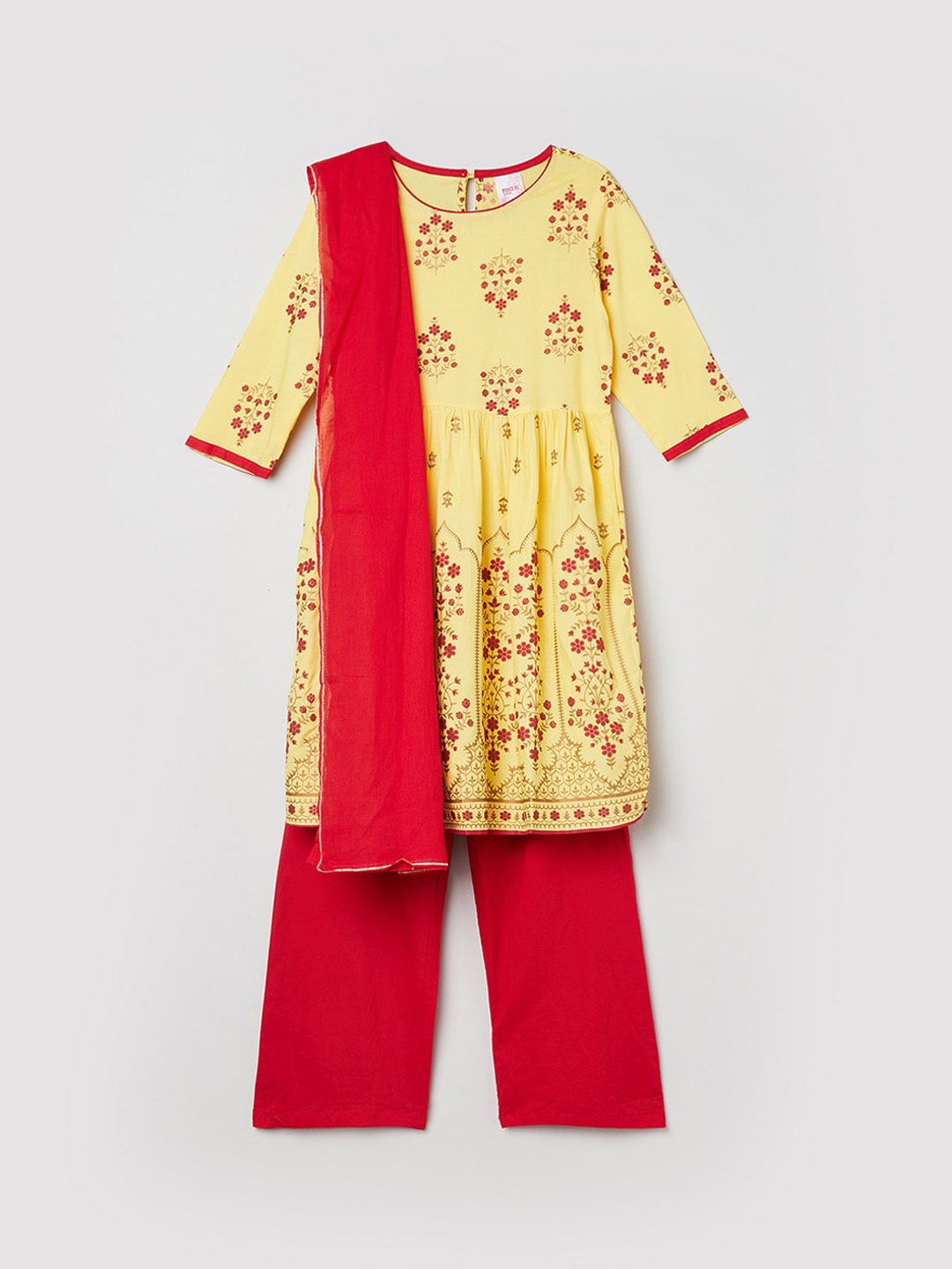 

max Girls Yellow & Red Floral Printed Pleated Kurti with Trousers & With Dupatta