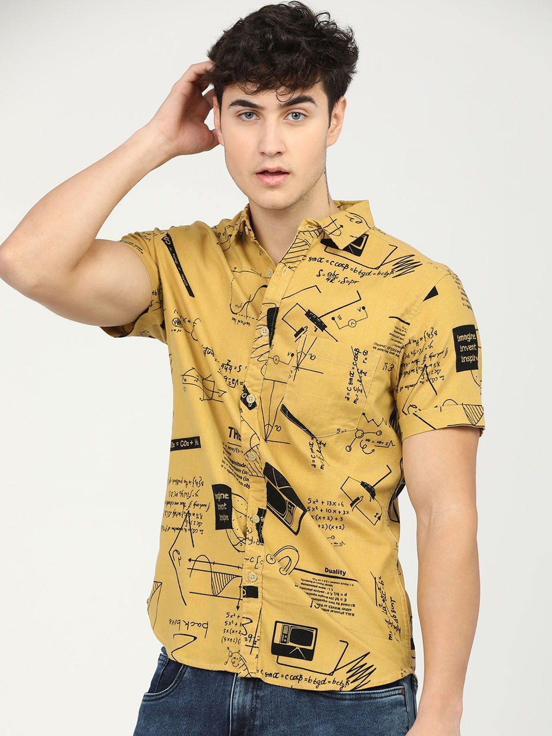 

KETCH Men Mustard Yellow & Black Slim Fit Graphic Printed Cotton Casual Shirt