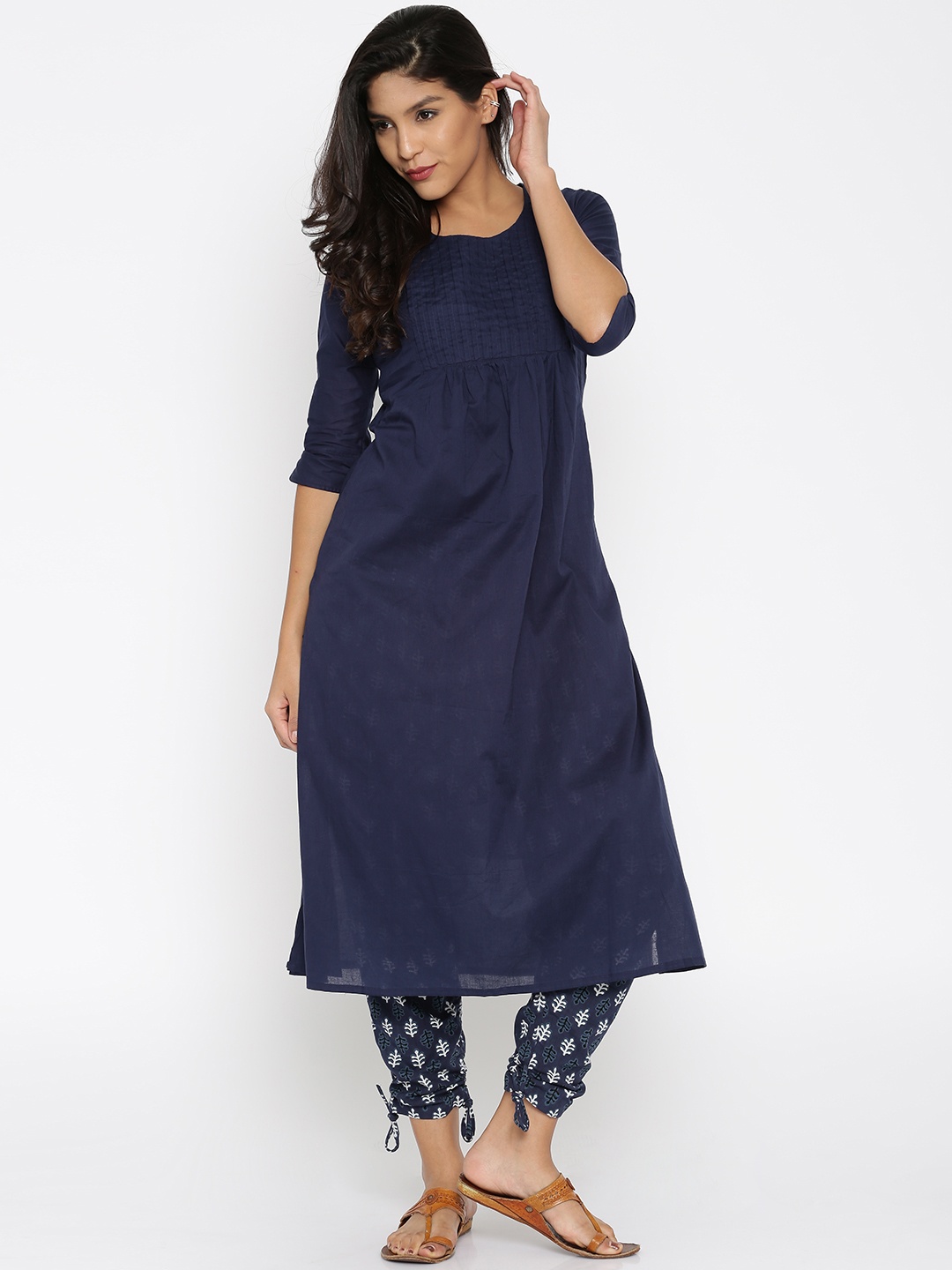 

Desi Weavess Women Navy Blue Solid A-Line Kurta