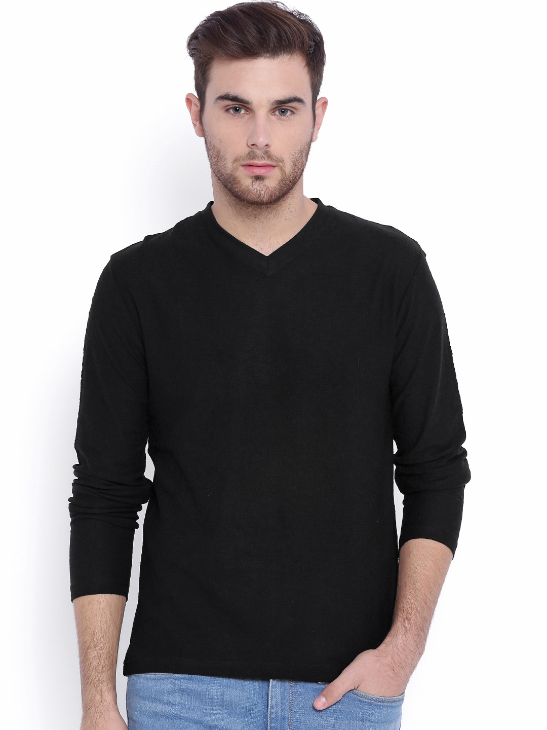 

ARISE Men Black Solid V-Neck T-shirt