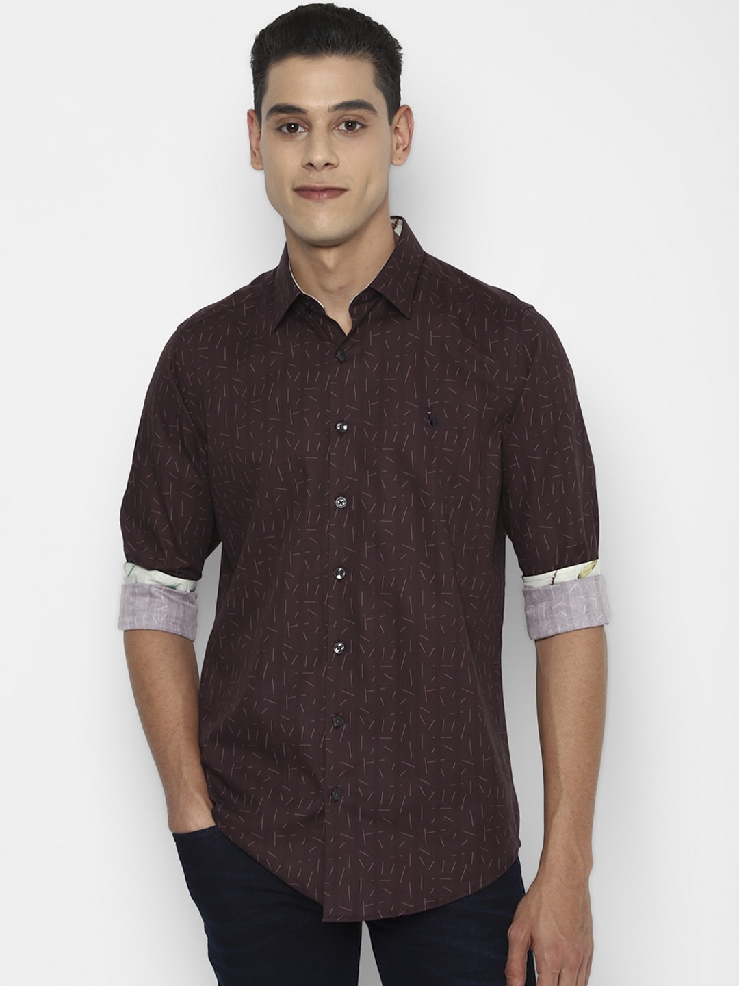 

SIMON CARTER LONDON Men Maroon Slim Fit Opaque Printed Casual Shirt