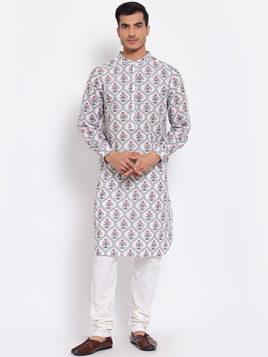 

Style Quotient Men Off White & Green Floral Printed Kurta