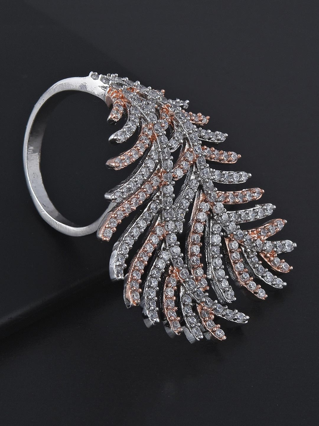 

Tistabene Silver-Plated Rose Gold-Toned & White Stone-Studded Feather Design Cocktail Finger Ring