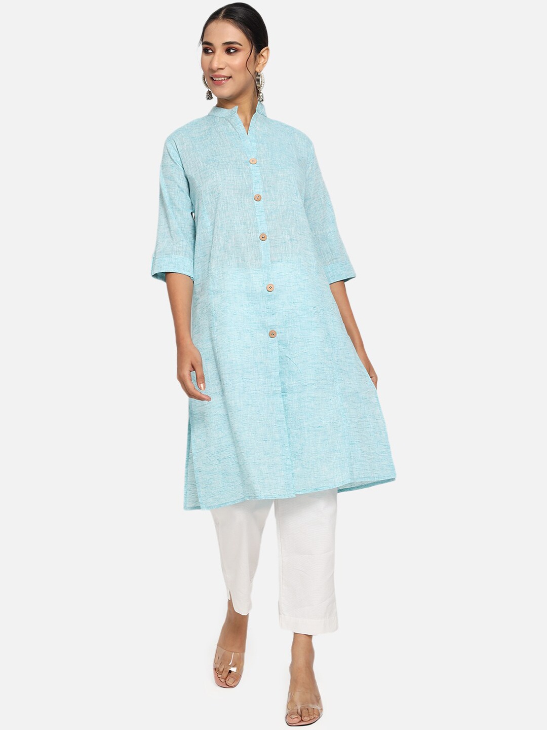 

Vastraa Fusion Women Blue Pure Cotton Kurta